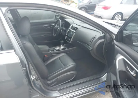 2018 Nissan Altima 2.5 Sr из США, поврежденный, VIN 1N4AL3AP9JC287482